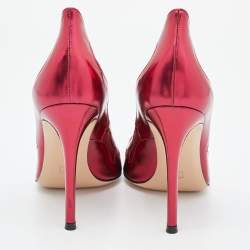 Pre Owned حذاء كعب عالي جيانفيتو روسي مقدمة مدبة بي في سي وجلد قصه ليزر قزحي متعدد الألوان مقاس 38