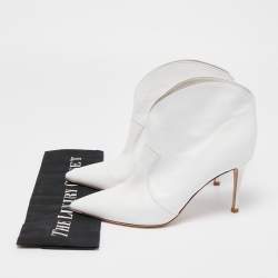 Pre Owned Gianvito Rossi White Leather V-neck Pointed Toe Booties Size 38.5