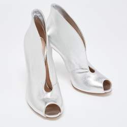 Pre Owned Gianvito Rossi Silver Leather Vamp Booties Size 39