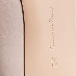 Pre Owned Gianvito Rossi Pink Leather Pointed Toe Pumps Size 37.5