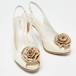 Pre Owned Gianvito Rossi Off White Patent Leather Flower Applique Peep Toe Slingback Pumps Size 38