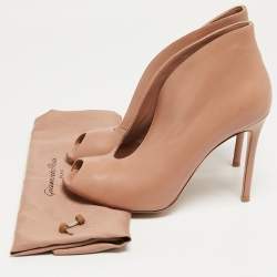 Pre Owned Gianvito Rossi Beige Leather Vamp Booties Size 38.5