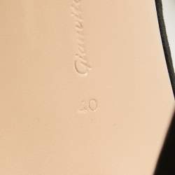 Pre Owned Gianvito Rossi Black Velvet Portofino Sandals Size 40