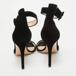 Pre Owned Gianvito Rossi Black Velvet Portofino Sandals Size 40