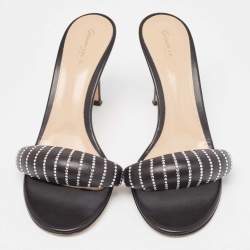 Pre Owned Gianvito Rossi Black Leather Bijoux Slides Size 39