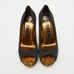 مملوكة مسبقًا Gina Black Satin Crystal Embellished Peep Toe Platform Pumps Size 37