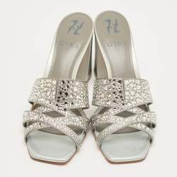 Pre Owned صندل سلايد جينا رمادي ساتان بريق مزخرف كريستال مقاس 38.5