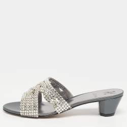 مملوكة مسبقًا Gina Loren Size 40 Silver Croc Embossed Patent Leather Slide Sandals