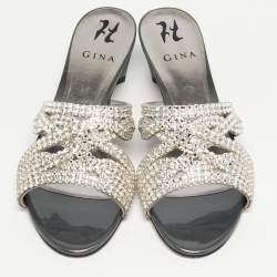 مملوكة مسبقًا Gina Loren Size 40 Silver Croc Embossed Patent Leather Slide Sandals