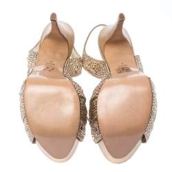 Pre Owned صندل جينا مزخرف كريستال سير حرف T نعل سميك ساتان ذهبي مقاس 40