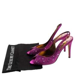 Pre Owned صندل جينا مزخرف كريستال فتحة كعب ساتان وردي مقاس 40.5