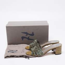 مملوكة مسبقًا صندل سلايد جينا جلد نقش تمساح لامع أخضر مقاس 38