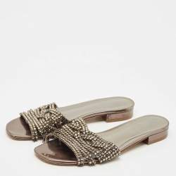 مملوكة مسبقًا Gina Metallic Leather Crystal Embellished Loren Flat Slide Size 39.5