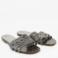 مملوكة مسبقًا صندل سلايد لورين مسطح مزين بالكريستال ساتان أسود جينا مقاس 41