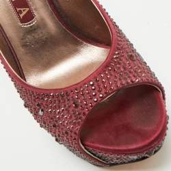 Pre Owned Gina Burgundy Satin Crystal Embellished Peep Toe Platform Pumps Size 39.5