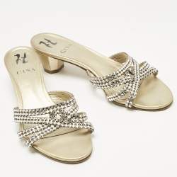 مملوكة مسبقًا صندل سلايد جينا جلد ذهبي مزخرف كريستال مقاس 40