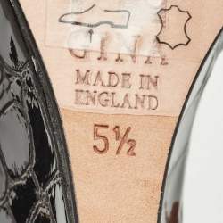 Pre Owned صندل جينا إسفين سيراكيوز جلد رمادي مزخرف بالكريستال مقاس 38.5