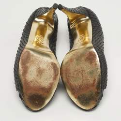 مملوكة مسبقًا Gina Size 40.5 Black Python Leather Platform Peep Toe Pumps