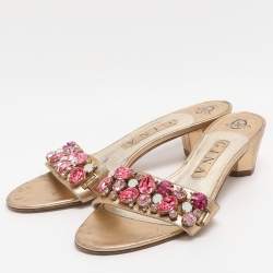 مملوكة مسبقًا Gina Size 37.5 Gold Leather Crystal Embellished Slide Sandals