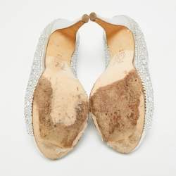 Pre Owned حذاء كعب عالي جينا نعل سميك مقدمة مفتوحة مزخرف كريستال ساتان رصاصي مقاس 38.5