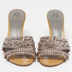 Pre Owned صندل بكعب عريض جينا سيراكيوز جلد بيج مزخرف كريستال مقاس 39.5