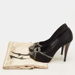 Pre Owned حذاء كعب عالي جينا مزخرف بكريستال و بنعل سميك و بمقدمة مفتوحة ساتان أسود مقاس 39