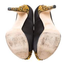 Pre Owned حذاء كعب عالي جينا نعل سميك مقدمة مفتوحة ساتان مزخرف كريستال أسود مقاس 36