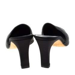 مملوكة مسبقًا حذاء سلايدز جينا ساتان أسود مقدمة مدببة سليب أون مقاس 37.5