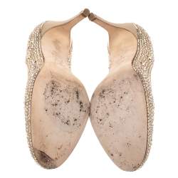 Pre Owned حذاء كعب عالي جينا مزخرف كريستال ساتان بيج مقاس 39