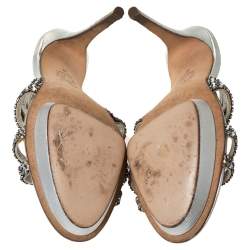 Pre Owned صندل جينا مزخرف بكريستال و بنعل سميك جلد فضي مقاس 39