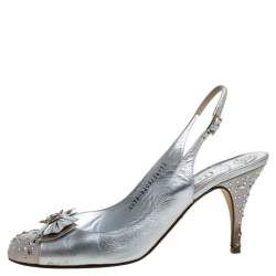 مملوكة مسبقًا Gina Metallic Silver Leather And Satin Crystal Embellished Bow Slingback Sandals Size 40.5