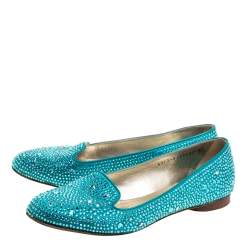 مملوكة مسبقًا حذاء سلييبرز جينا سموكينغ ساتان زخرفة كريستال أزرق مقاس 37.5