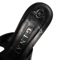 Pre Owned صندل جينا مقدمة مفتوحة ترصيعات جلد أسود مقاس 40