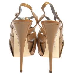 Pre Owned صندل جينا سيور نعل سميك جلد لامع بيج مقاس 39.5