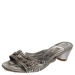 Pre Owned صندل جينا جلد فضي مزخرف كريستال مقاس 38