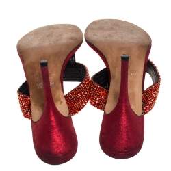 Pre Owned صندل جينا جلد أحمر مزخرف كريستال مقاس 40