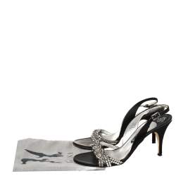 مملوكة مسبقًا صندل جينا ساتان أسود مزخرف كريستال بحزام للكاحل مقاس 39.5