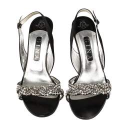 مملوكة مسبقًا صندل جينا ساتان أسود مزخرف كريستال بحزام للكاحل مقاس 39.5