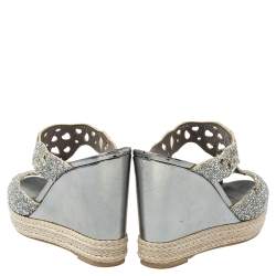 Pre Owned صندل كعب روكي جينا نعل سميك غليتر فضي مقاس 38