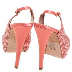 Pre Owned صندل جينا ساتان خوخي مزخرف كريستال مقدمة مفتوحة نعل سميك مقاس 38.5