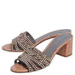 مملوكة مسبقًا صندل جينا روديو جلد نقشة التمساح بيج لامع مزخرف كريستال مقاس 38