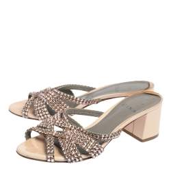 مملوكة مسبقًا صندل جينا دكسي جلد لامع بيج مقاس 36.5