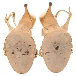 مملوكة مسبقًا صندل جينا ناعومي جلد مزخرف كريستال سواروفسكي فضي بحزام للكاحل مقاس 39