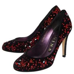 Pre Owned Gina Black Velvet  Embellished Round Toe Pumps Size 37