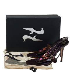 مملوكة مسبقًا Gina Burgundy Patent Leather Crystal Embellished Thong Sandals Size 38.5