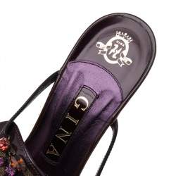 مملوكة مسبقًا Gina Burgundy Patent Leather Crystal Embellished Thong Sandals Size 38.5