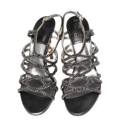 Pre Owned صندل جينا بسيور جلد فضي مزخرف كريستال مقاس 40