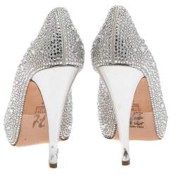 Pre Owned حذاء كعب عالي جينا  ساتان فضي مزخرف كريستال مقدمة مفتوحة نعل سميك مقاس 40