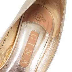 Pre Owned Gina Beige Satin And Leather Crystal Embellished Peep Toe Pumps Size 39