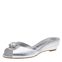 Pre Owned Gina Silver Leather Crystal Embellished Sandals Size 37.5
